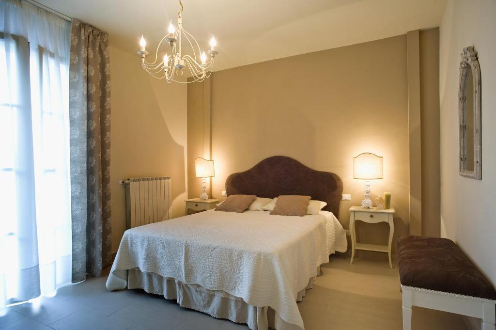 Cevoli Country Resort Lari Habitación foto